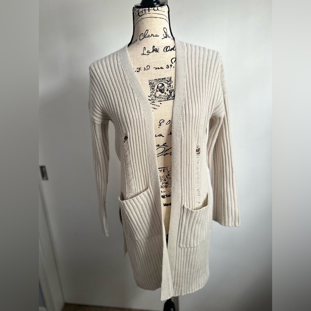 Sadie‎ & Sage by Anthropologie cardigan distressed with pockets